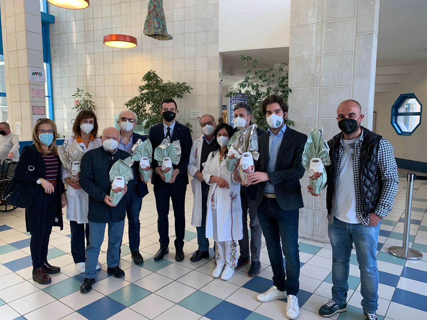 Il Comune di Avellino dona 54 uova di Pasqua ai bambini ricoverati nel reparto Pediatria del “Moscati”