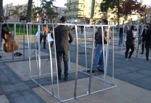 A Benevento musicisti “in gabbia” contro l’isolamento degli artisti
