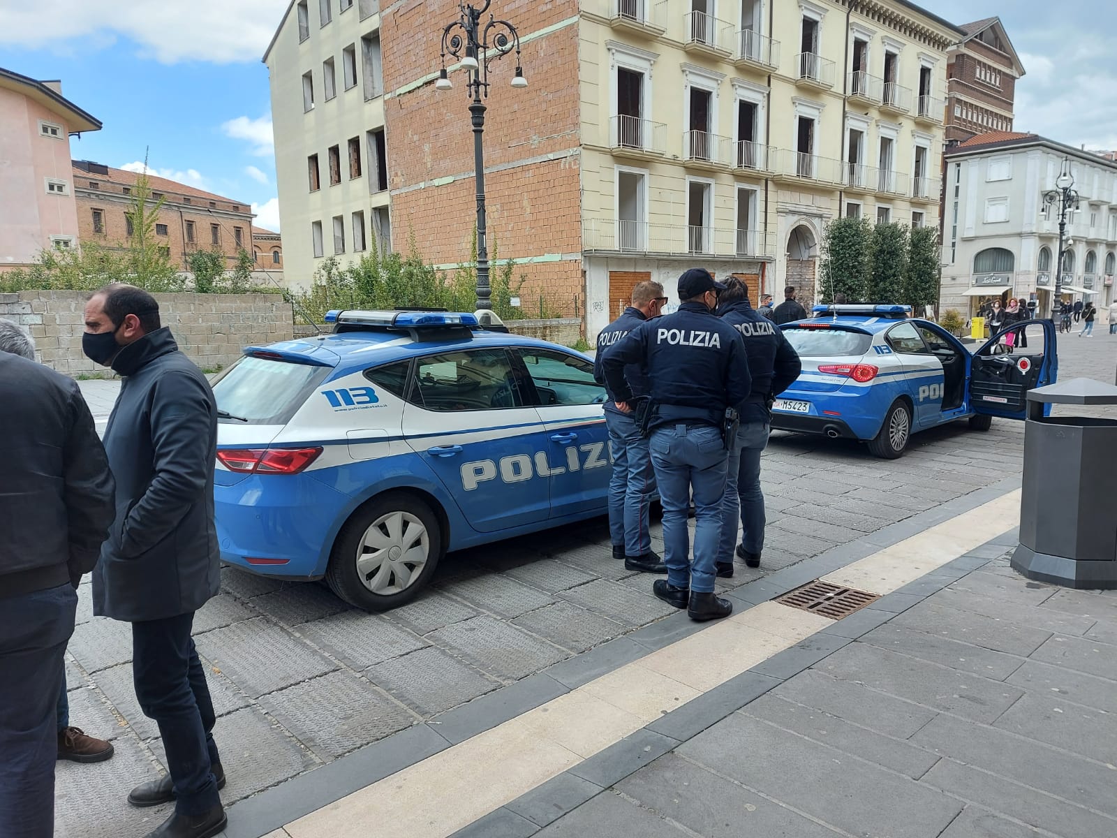 Avellino| Omicidio a corso Vittorio Emanuele, i due fidanzati volevano compiere una strage