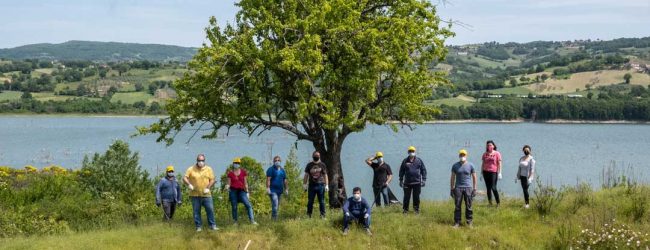“Puliamo il mondo”, a Morcone volontari in campo lungo la Strada provinciale 161