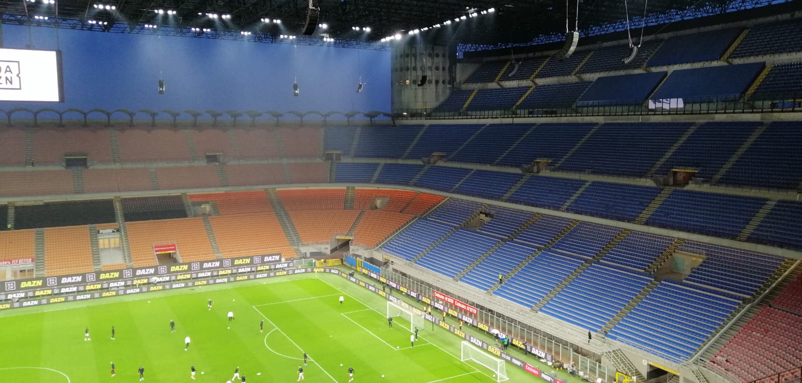 Milan-Benevento: 2-0. I rossoneri non falliscono