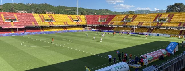 Benevento-Cagliari: 1-3. Ai rossoblu lo scontro salvezza. VAR, che pasticcio! Doveri nega un rigore ai Sanniti