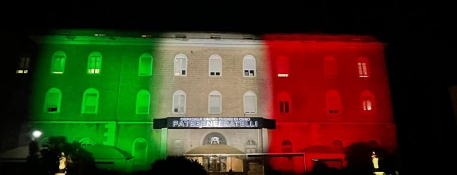 2 Giugno, l’Ospedale Fatebenefratelli di Benevento si illumina