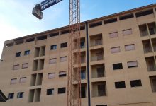 I Moderati: si rimuova la gru in via Giuseppe Maria Galanti