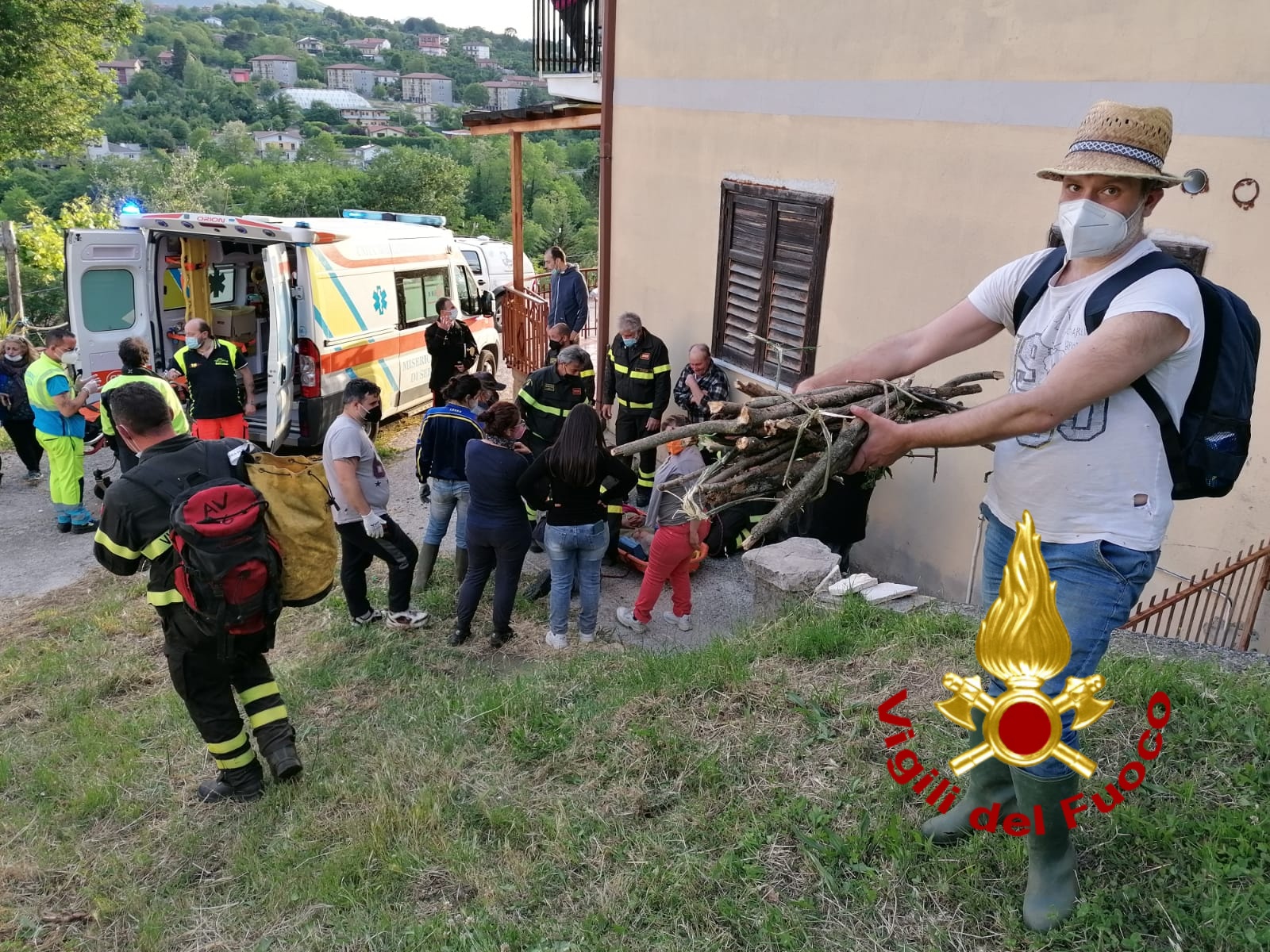 Atripala| Ritrovata la donna scomparsa ieri, faceva una fascina di legna