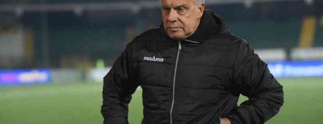 Avellino, partono in salita i Play Off: a Palermo decide il rigore di Floriano. Braglia: “Pensiamo al ritorno”