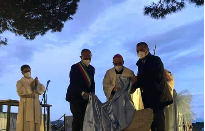 Il Presidente della Provincia Di Maria alla posa della prima pietra dell’oratorio di Paduli