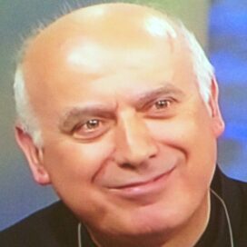 Covid-19, Ariano piange per la scomparsa di don Luigino. In Irpinia ieri 3.444 vaccini somministrati