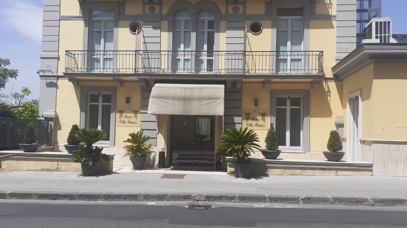 Hotel Villa Traiano, Riesame annulla sequestro disposto dalla Procura