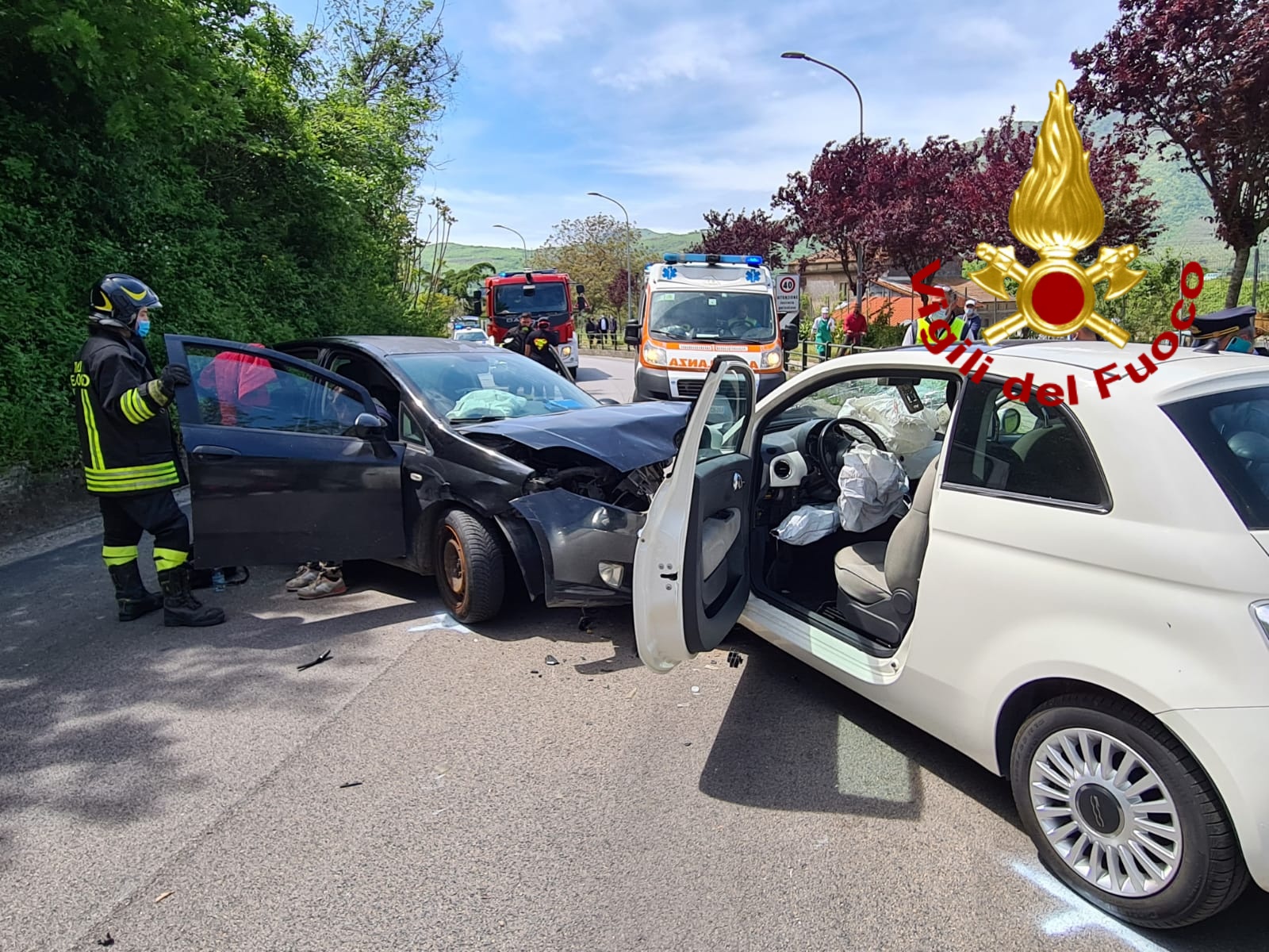 Montoro| Scontro tra 2 auto su via Provinciale Turci, sei feriti trasportati in ospedale