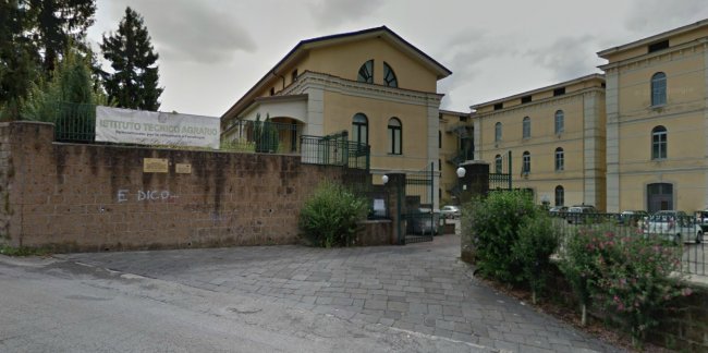 Agricoltura digitale e sostenibile nella didattica specializzante e nella “De Sanctis Avellino wine box”