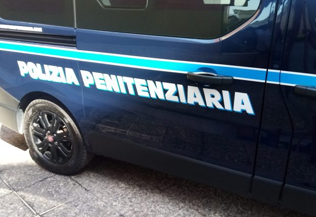 Sant’Angelo dei Lombardi, sindacati denunciano: “Carenza gravissima di personale e turni massacranti nel carcere”