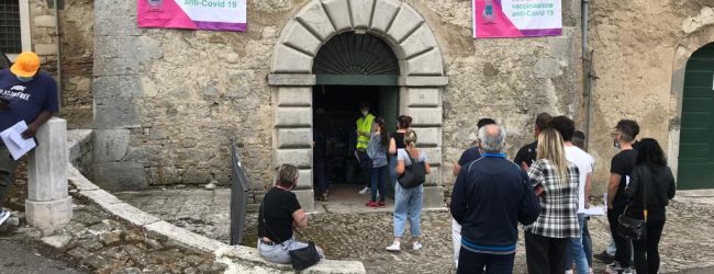 Open day e vaccini nelle farmacie: il Sannio accelera