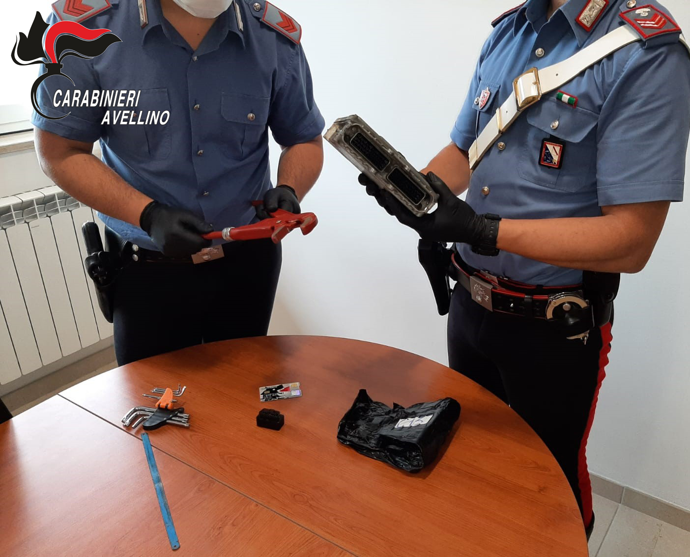 Ariano Irpino| Sorpresi con arnesi da scasso, denuncia e foglio di via per 3 foggiani