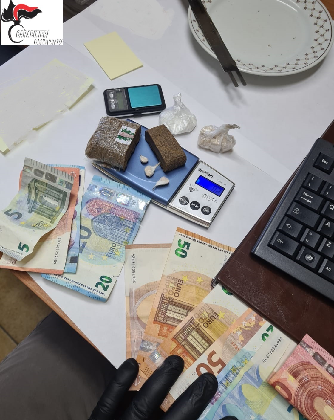 Cerreto Sannita, i Carabinieri arrestano due giovanissimi tunisini