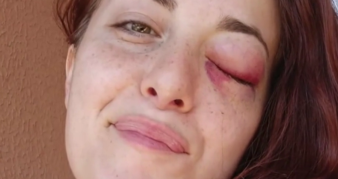 ‘Un uomo dopo aver toccato una donna smette di essere un uomo’: la denuncia di Giuliana Danze’