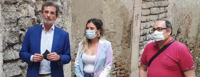 Perifano: metti una mattina a Calata Olivella