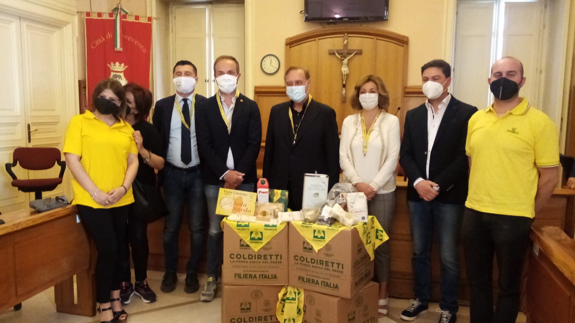 500 kili di pacchi solidali per i pensionati di Benevento
