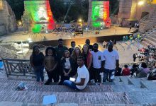 Solidarietà, musica e integrazione: i giovani del Sai di Solopaca ieri sera al Teatro Romano