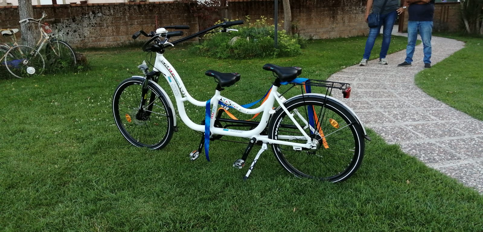 Arriva alla pista ciclabile di Pantano la Hugbike della solidarietà