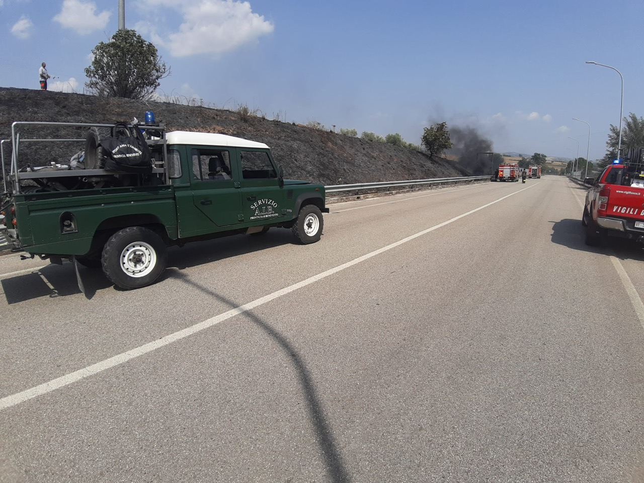 Intervento dell’anticendio boschivo in localita’ San Giovanni di Apollosa