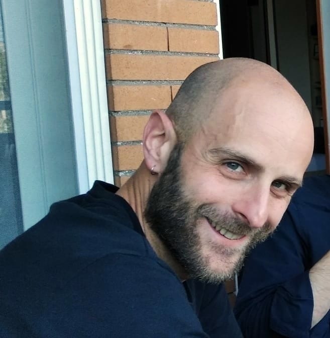 Libri: “Piovono bombe” è il nuovo romanzo del giornalista irpino Stefano Iannaccone