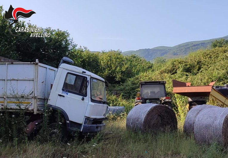 Marzano| Veicoli in disuso e rifiuti di ogni genere: sequestrata discarica abusiva e denunciate 3 persone