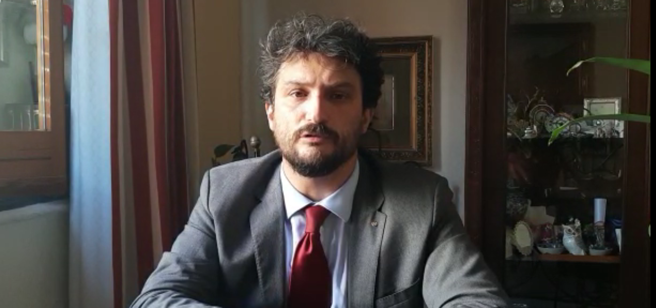 Divelto il muretto dinanzi il Comune, Marino(Comitato Centro Storico): occorre intervenire subito