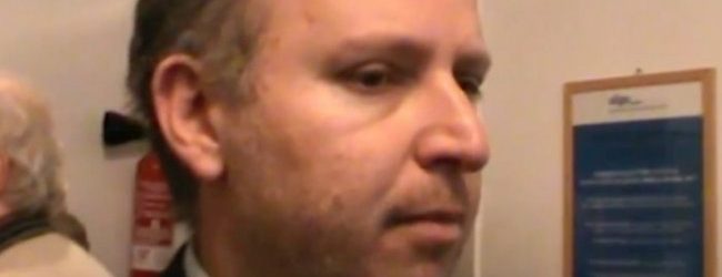 “Scuole chiuse in Campania se i ragazzi non si vaccinano”: il Codacons attacca De Luca e scrive a Draghi