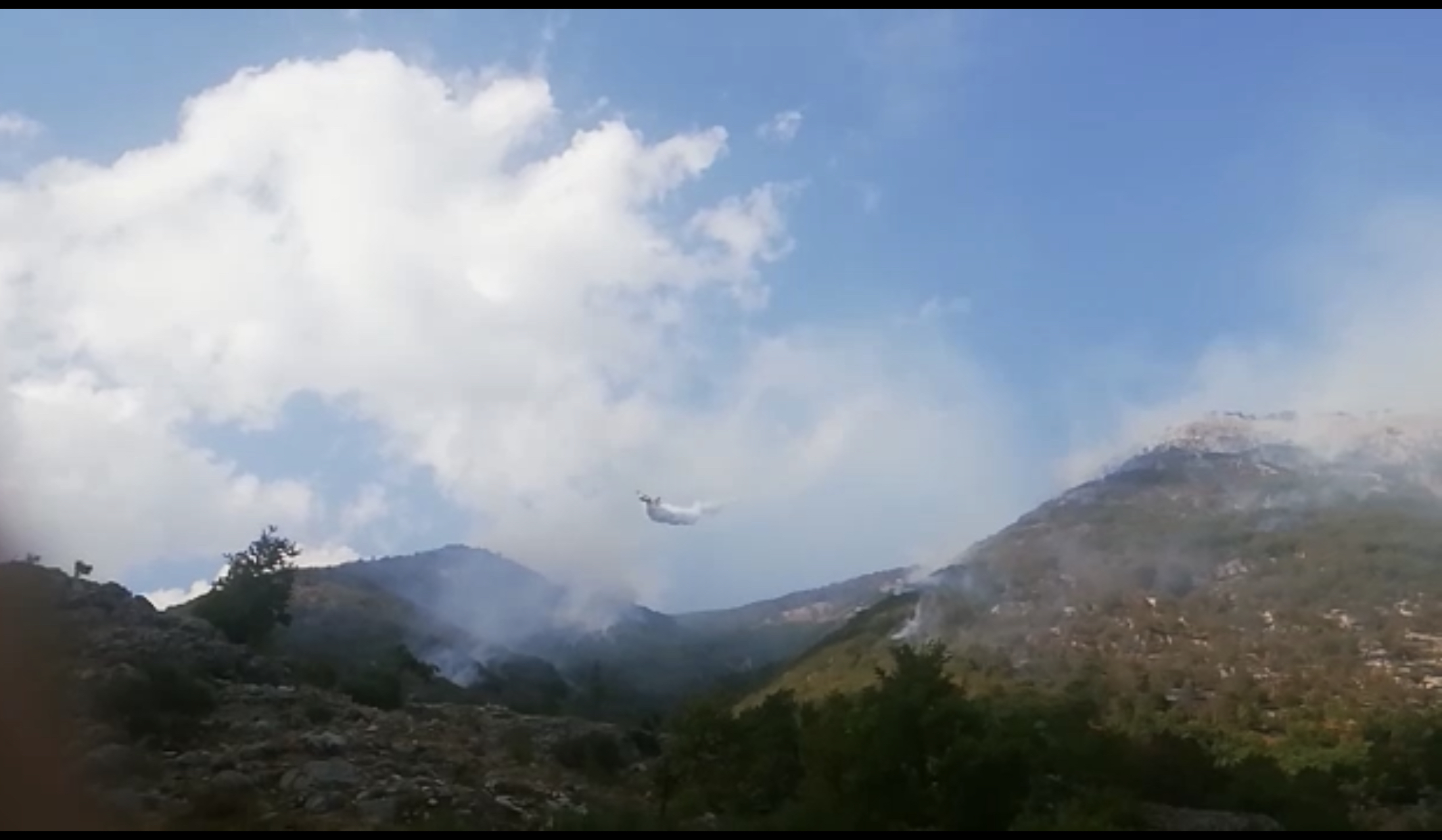 Cusano Mutri, brucia ancora la montagna Calvarusio