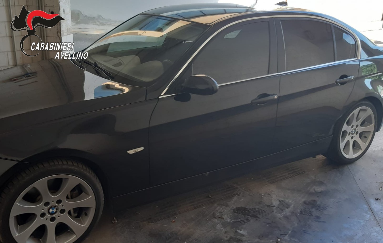 Nusco| Tentano furto in un’abitazione ma fuggono all’abbaiare dei cani: carabinieri sulle tracce dei malviventi