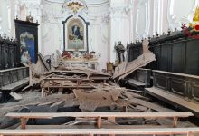 Taurano| Crolla il soffitto della Chiesa dell’Assunta, i pompieri “mettono in salvo” le statue sacre