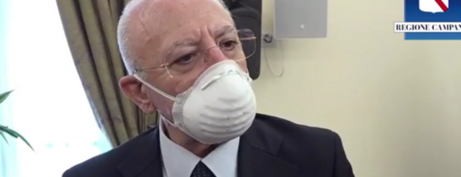 Scuola, De Luca: “Rinviare ripresa di 20-30 giorni per ‘raffreddare’ il contagio”