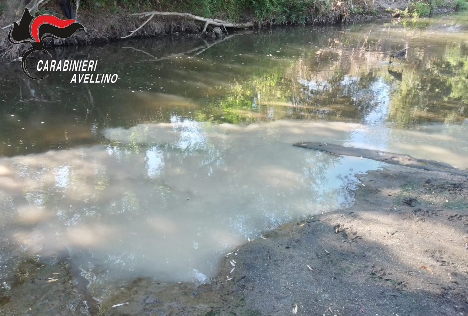 Chianche| Smaltimento illecito di sostanze inquinanti nel fiume Sabato, denunciato imprenditore
