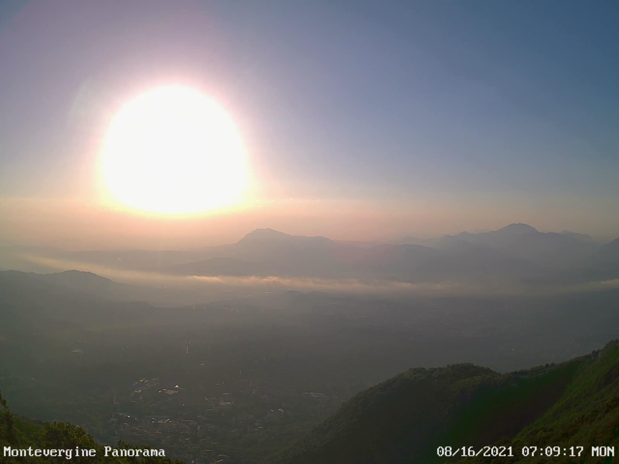 Temperature miti e botti di Capodanno, dall’Osservatorio di Montevergine sos per la qualità dell’aria