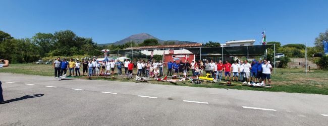 Terza edizione “Vintage Day”, successo sul campo di volo “Sirio” di Terzigno