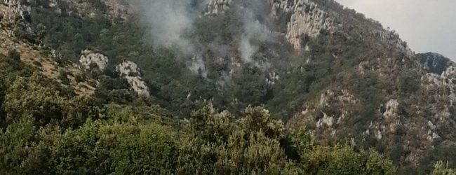 Faicchio, continua a bruciare il Monte Erbano