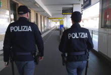Oltre 73mila persone controllate, 30 arrestati e 196 indagati. Il bilancio della Polizia di Stato della Campania su treni e stazioni