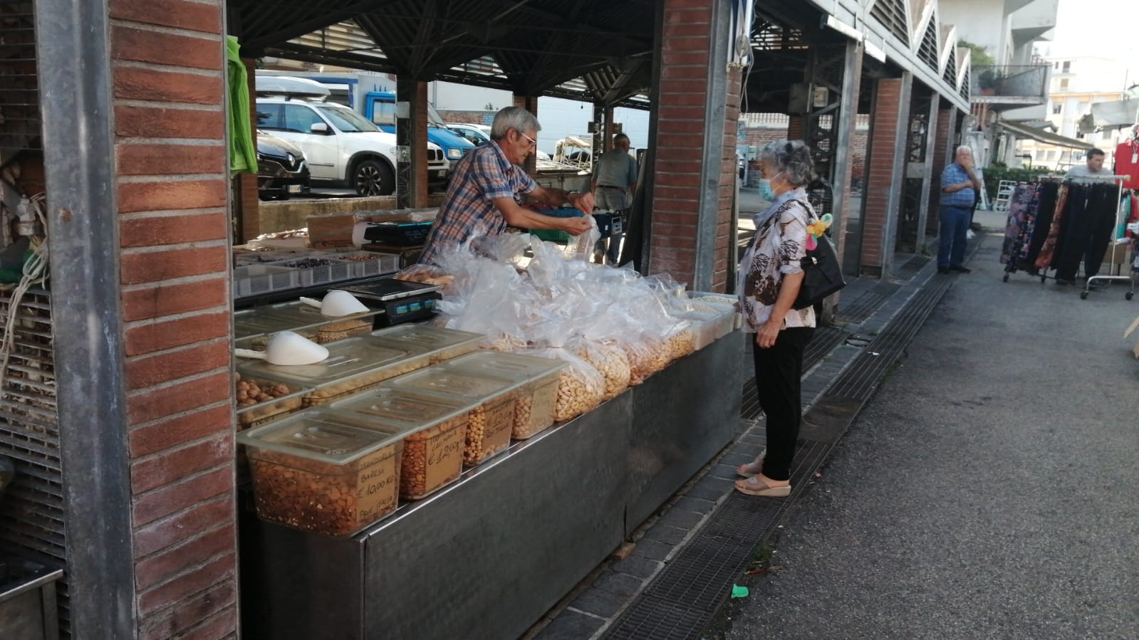 Mercato pomeridiano a Benevento, si lavora ad altre iniziative