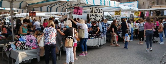 Benevento, mercoledi il mercato rionale di piazza Risorgimento si protrarrà fino alle ore 21