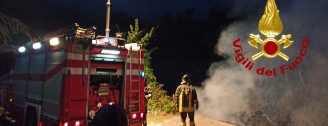 Serino| Un fiamme il ponte alla frazione Casangino, intervento dei vigili del fuoco