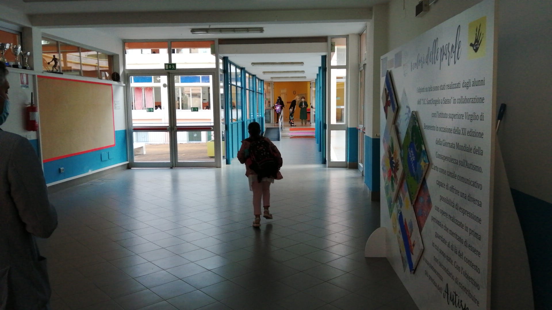 Benevento| Ritorno in aula: buona affluenza per elementari e medie. Semideserte le scuole dell’infanzia