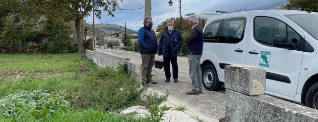 Incendio Airola, venerdì consiglio comunale straordinario. Oggi  prelievi di terreno a Moiano