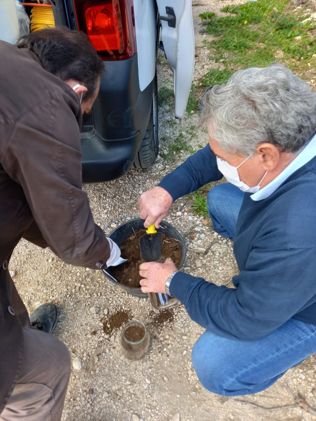 Incendio Airola, al via il campionamento dei terreni