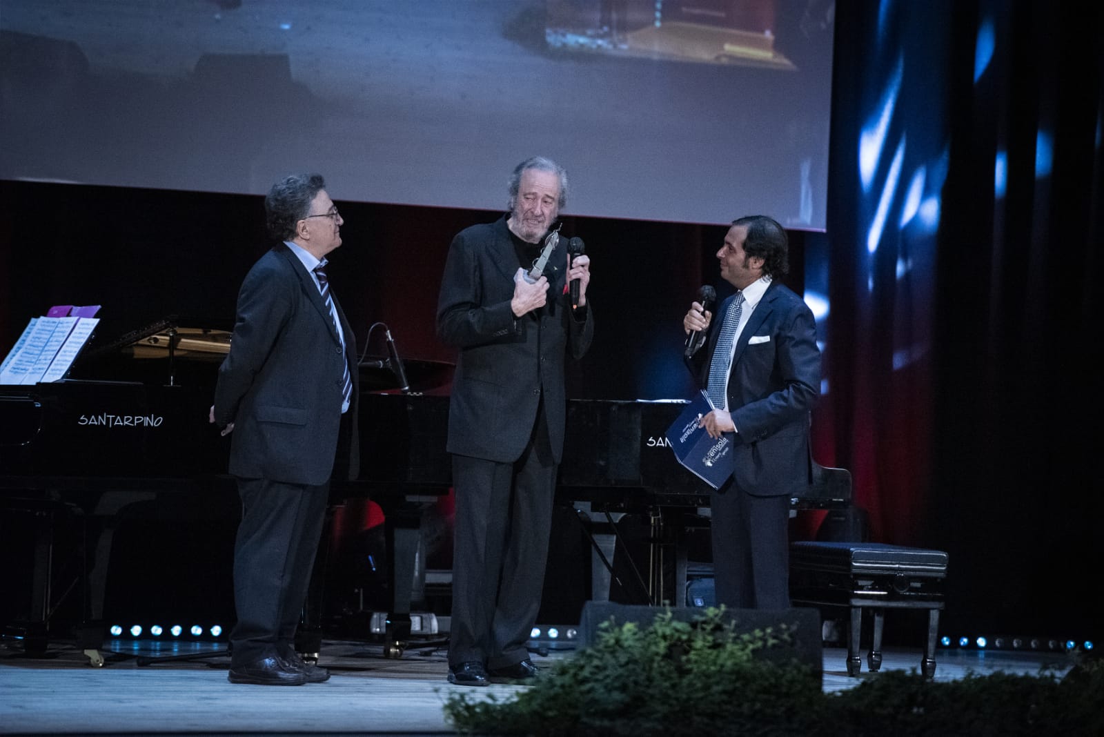 Mariano Rigillo riceve il premio alla carriera del master della Federico II