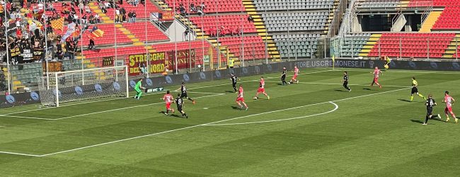 Cremonese-Benevento: 1-1. Pareggio allo “Zini”, Fagioli risponde alla deviazione di Tello