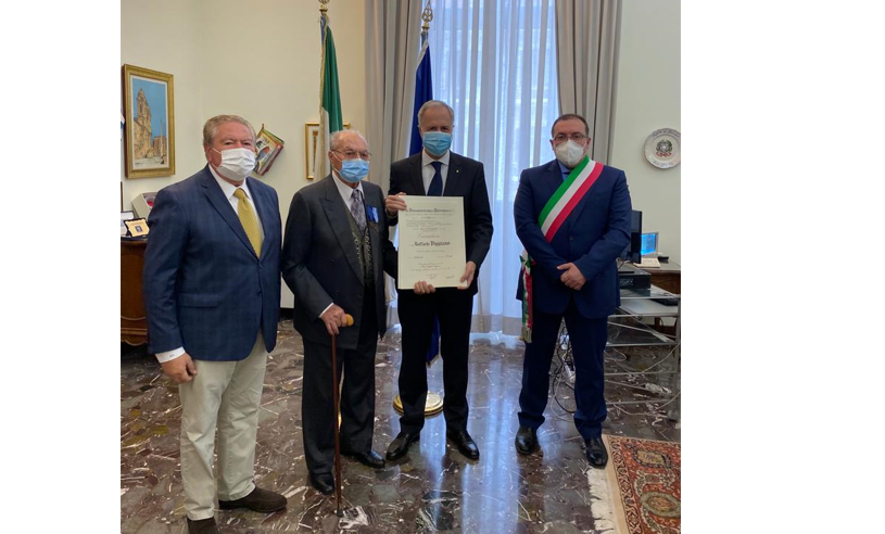 Alla Prefettura di Benevento la consegna dell’Onoreficenza di Cavaliere a Raffaele Viggiano