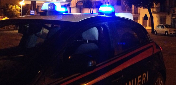 Aggressione nei pressi di una discoteca a Montesarchio, i Carabinieri denunciano due persone