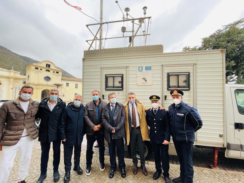 Qualità dell’aria a Montoro e Solofra: primi dati dai due laboratori mobili dell’Arpac
