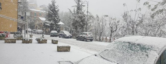 Neve e gelo nel Sannio, in arrivo ‘svolta invernale’. Pronto piano anti-neve